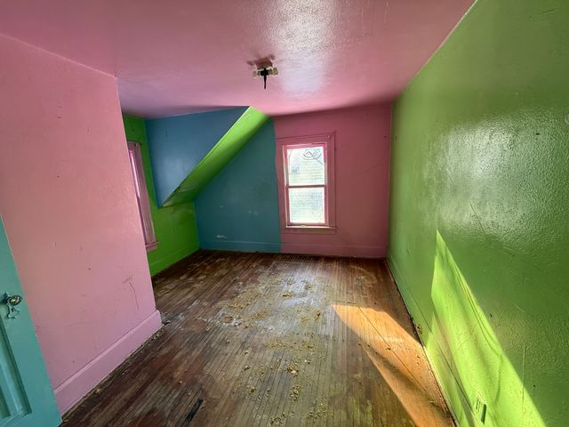 114 Ashley Avenue, Rockford, IL 61102