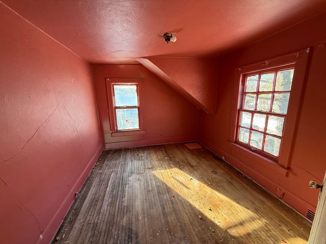 114 Ashley Avenue, Rockford, IL 61102