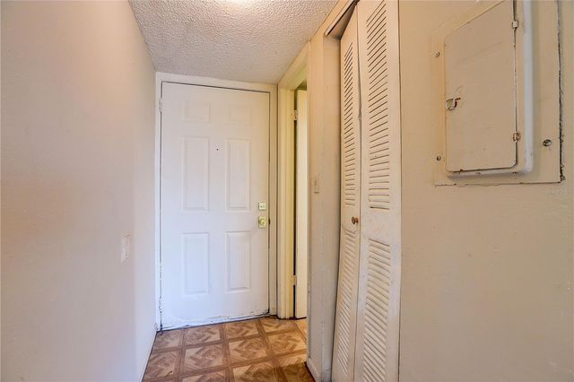 1262 E 113TH AVENUE H112, Tampa, FL 33612