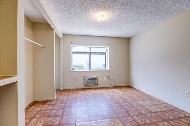 1262 E 113TH AVENUE H112, Tampa, FL 33612