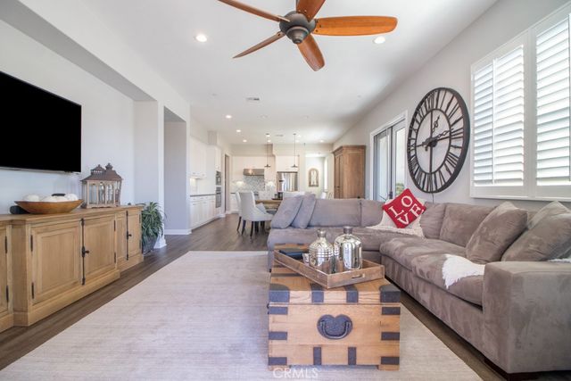 157 Follyhatch, Irvine, CA 92618