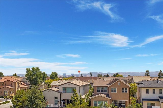 157 Follyhatch, Irvine, CA 92618
