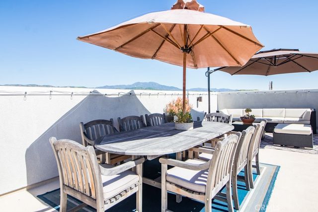 157 Follyhatch, Irvine, CA 92618