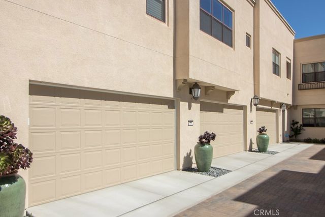157 Follyhatch, Irvine, CA 92618