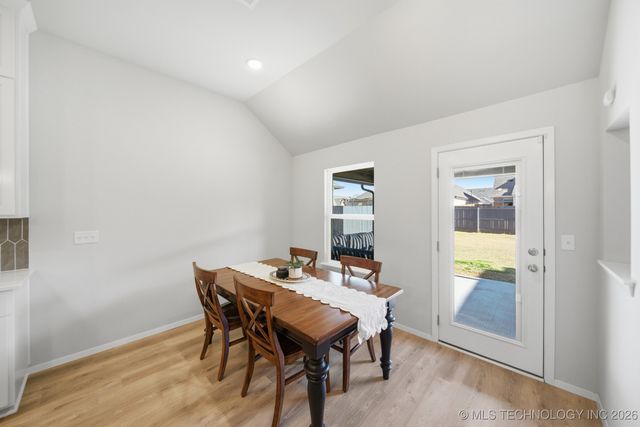 12307 S Maplewood Avenue, Bixby, OK 74008