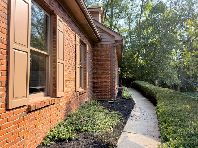 1974 Scenic Hill, Dayton, OH 45459