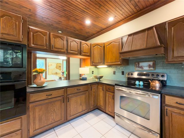 1974 Scenic Hill, Dayton, OH 45459