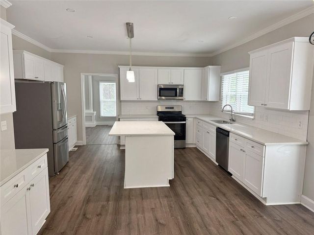 5875 N Canaan Glen Ct Court, Atlanta, GA 30331