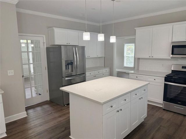 5875 N Canaan Glen Ct Court, Atlanta, GA 30331