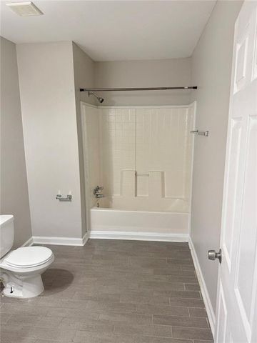 5875 N Canaan Glen Ct Court, Atlanta, GA 30331