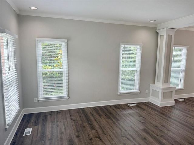 5875 N Canaan Glen Ct Court, Atlanta, GA 30331