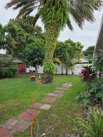 5865 W 13 Avenue, Hialeah, FL 33012