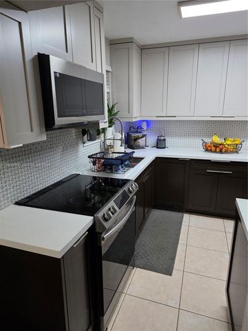 5865 W 13 Avenue, Hialeah, FL 33012