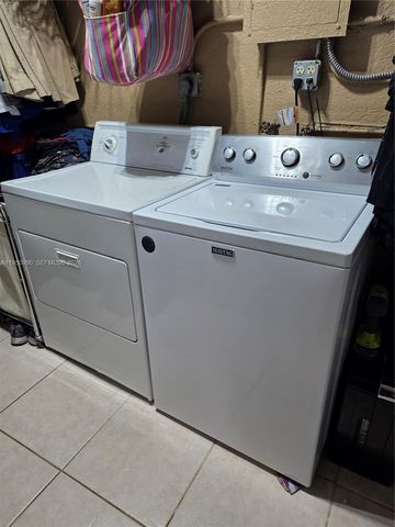 5865 W 13 Avenue, Hialeah, FL 33012