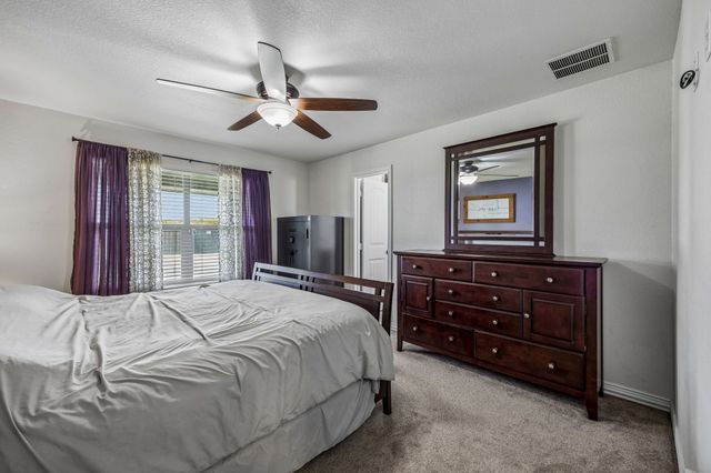 206 King George Way, Ponder, TX 76259
