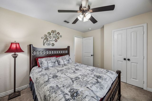 206 King George Way, Ponder, TX 76259