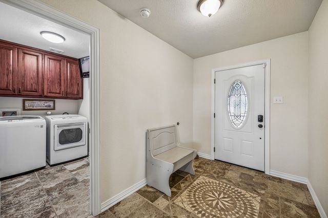 206 King George Way, Ponder, TX 76259