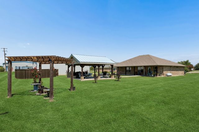 206 King George Way, Ponder, TX 76259