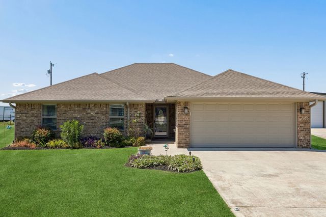 206 King George Way, Ponder, TX 76259