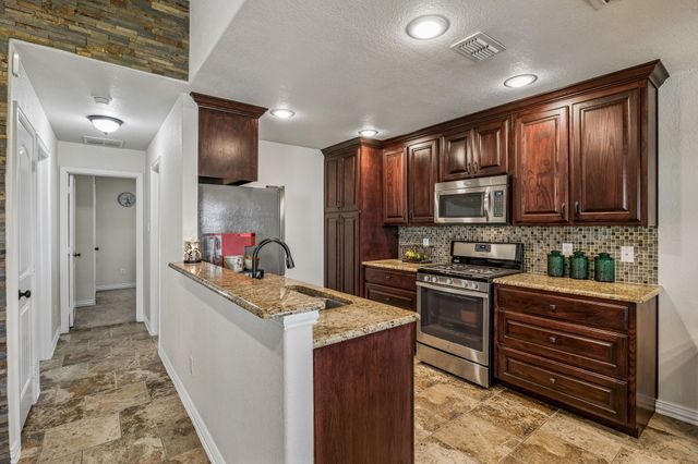 206 King George Way, Ponder, TX 76259