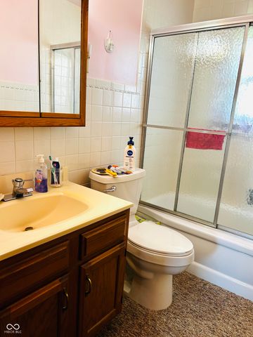 2590 S Smithland Road, Shelbyville, IN 46176