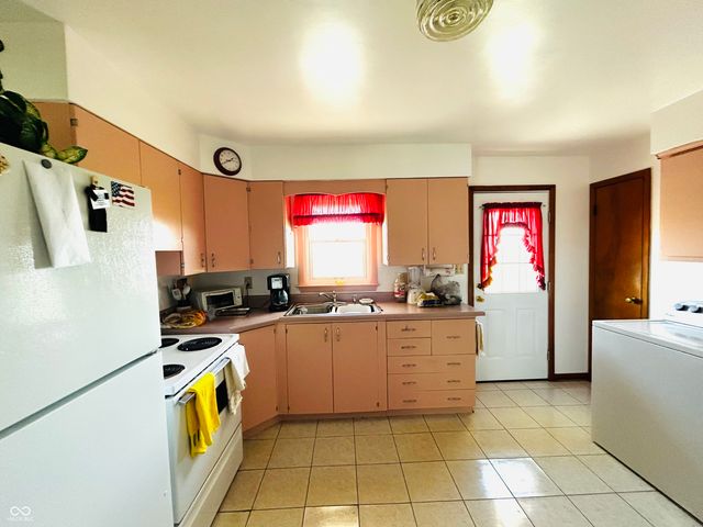 2590 S Smithland Road, Shelbyville, IN 46176