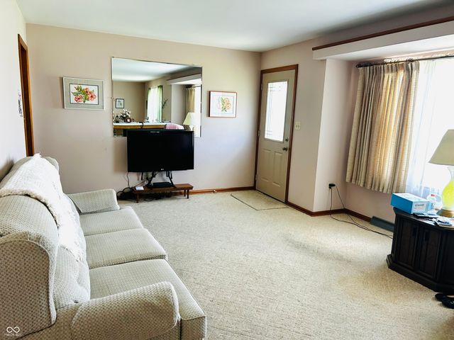 2590 S Smithland Road, Shelbyville, IN 46176