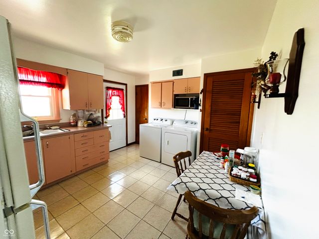 2590 S Smithland Road, Shelbyville, IN 46176