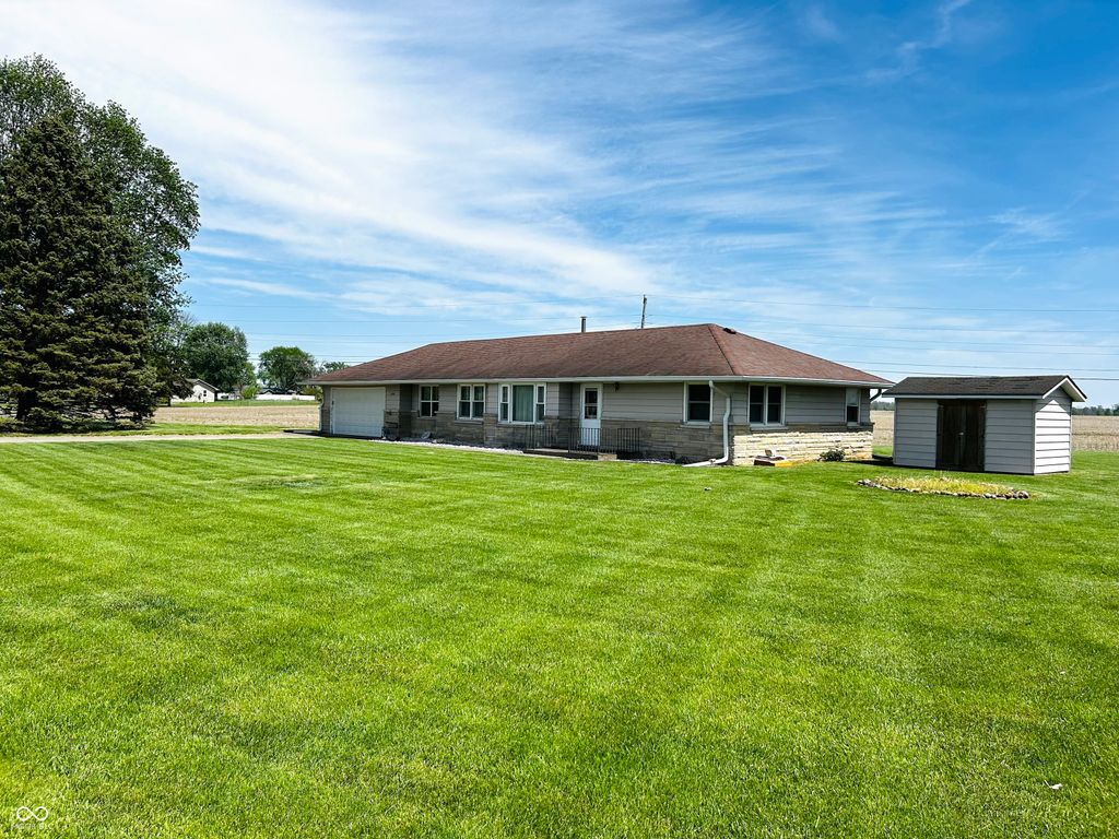 2590 S Smithland Road, Shelbyville, IN 46176