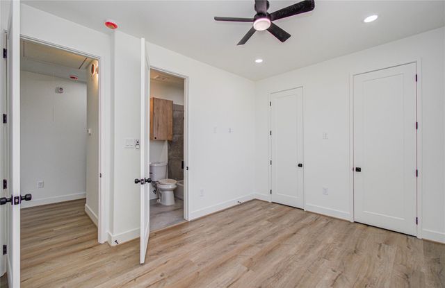 4605 Edison Street B, Houston, TX 77009