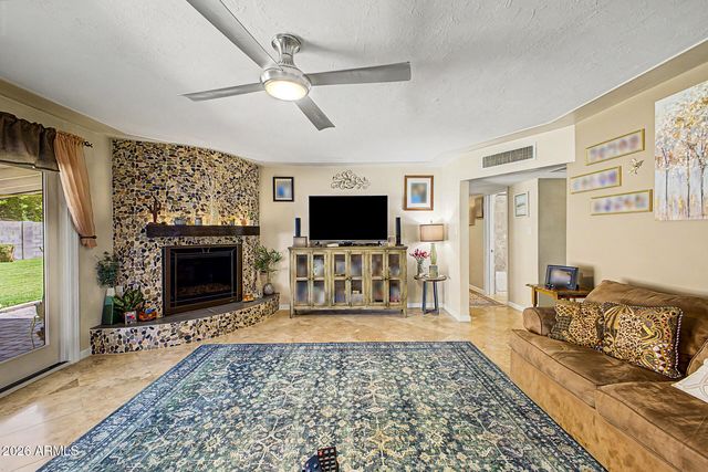 526 W TOWNLEY Avenue, Phoenix, AZ 85021