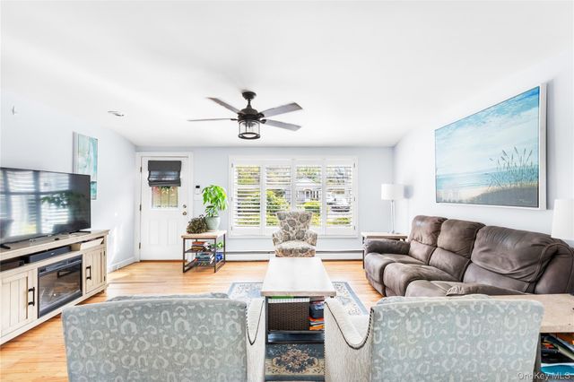 44 Maple Avenue, Bellport, NY 11713