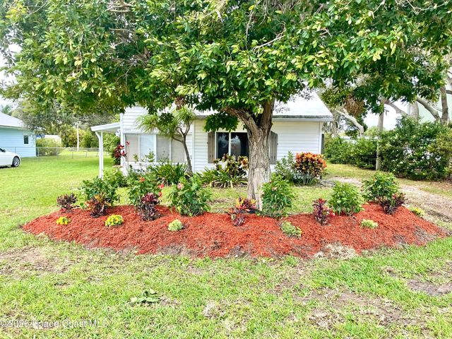 13485 N Indian River Drive, Sebastian, FL 32958