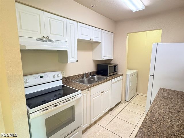 2937 Winkler AVE 1213, Fort Myers, FL 33916