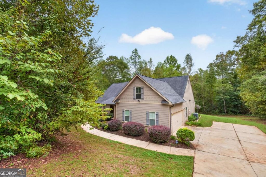 717 Oconee Lane, Commerce, GA 30529 — photo 2
