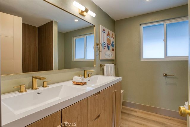 25112 Northrup Drive, Laguna Hills, CA 92653