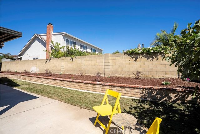25112 Northrup Drive, Laguna Hills, CA 92653