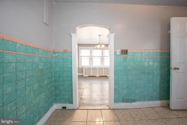 169 OVERHILL RD, Upper Darby, PA 19082