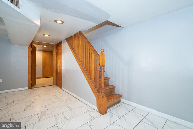 169 OVERHILL RD, Upper Darby, PA 19082