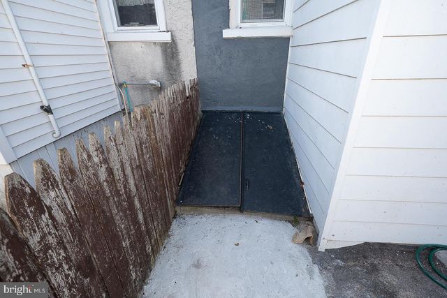 169 OVERHILL RD, Upper Darby, PA 19082