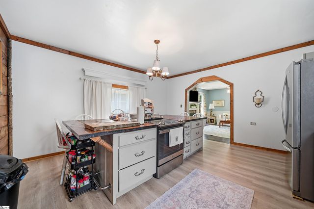 124 E Mcgee Street, Honea Path, SC 29654