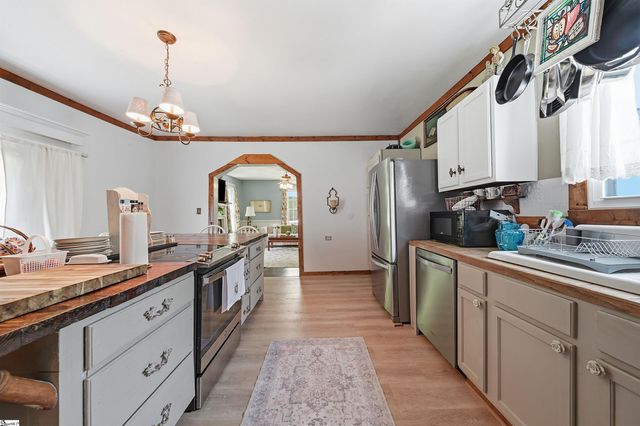 124 E Mcgee Street, Honea Path, SC 29654