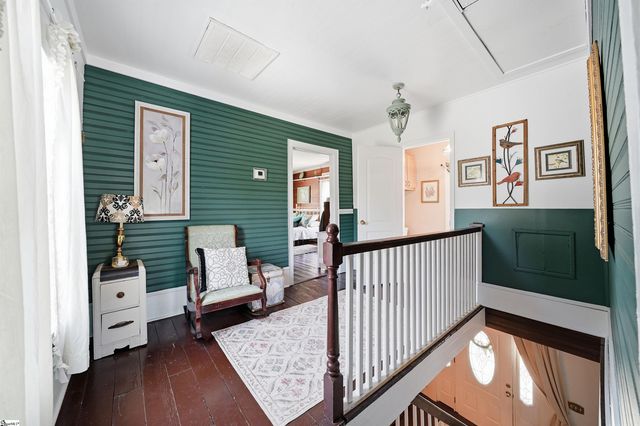 124 E Mcgee Street, Honea Path, SC 29654