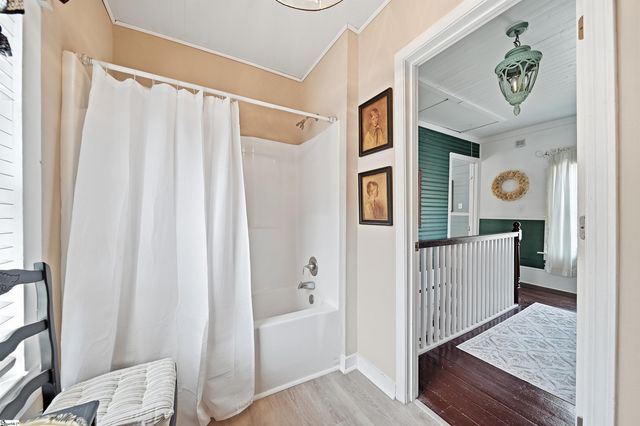 124 E Mcgee Street, Honea Path, SC 29654