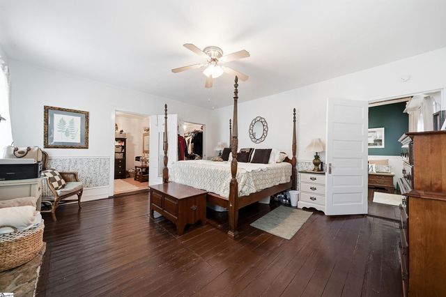 124 E Mcgee Street, Honea Path, SC 29654