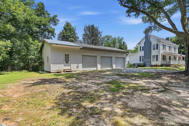 124 E Mcgee Street, Honea Path, SC 29654