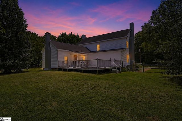 124 E Mcgee Street, Honea Path, SC 29654