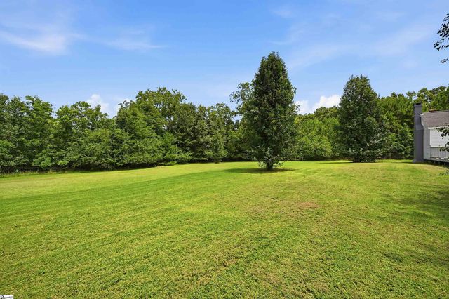 124 E Mcgee Street, Honea Path, SC 29654