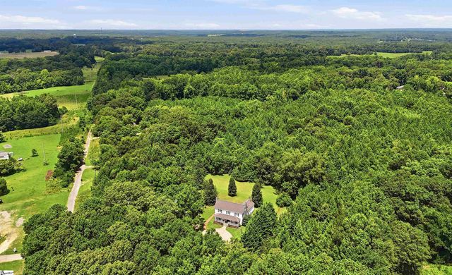 124 E Mcgee Street, Honea Path, SC 29654