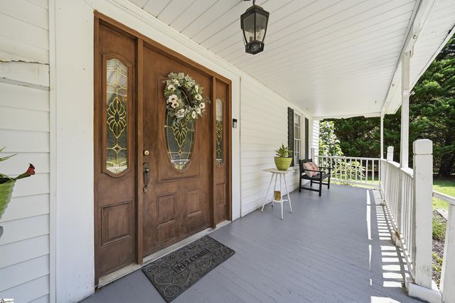 124 E Mcgee Street, Honea Path, SC 29654